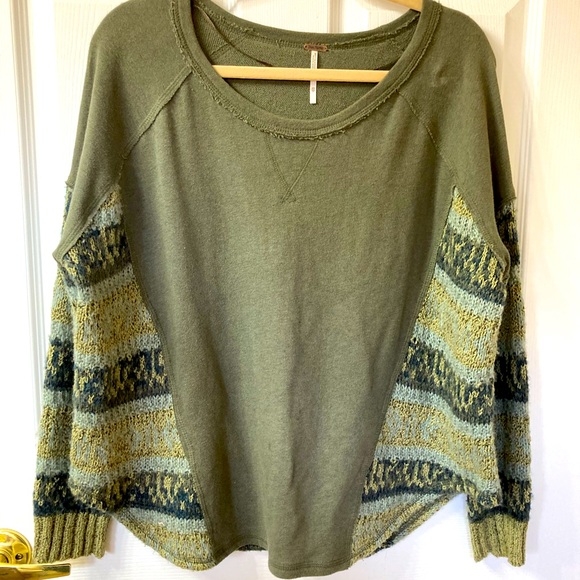 Free People Sweater - Picture 1 of 8